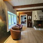Stort Hus Med 2 Til Leie Pa Lundamo, Perfekt For Storre Grupper! 빌라 *