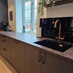 Stort Hus Med 2 Til Leie Pa Lundamo, Perfekt For Storre Grupper! 빌라