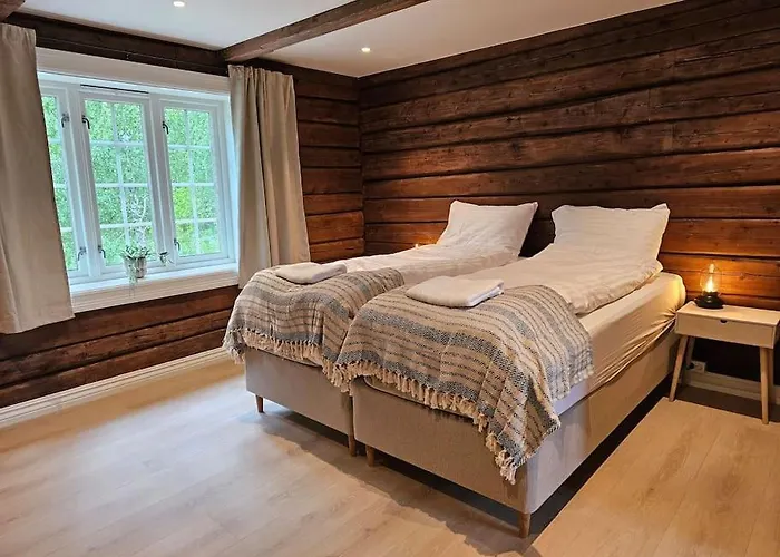 Stort Hus Med 2 Til Leie Pa Lundamo, Perfekt For Storre Grupper! * Melhus