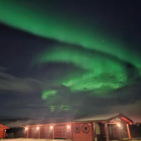 Stort Hus Med 2 Til Leie Pa Lundamo, Perfekt For Storre Grupper! ヴィラ